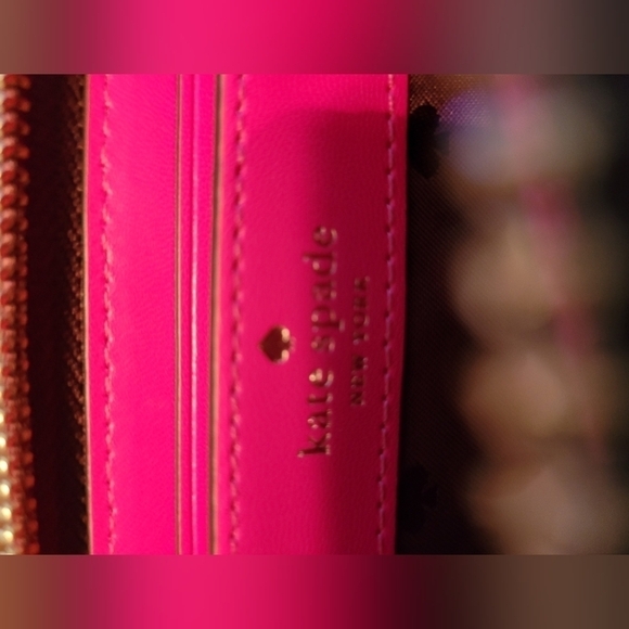 Kate Spade burgundy leather wallet - Picture 11 of 11